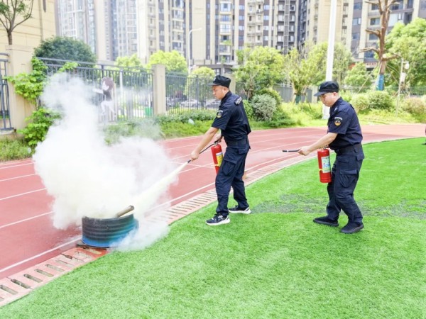 长沙红光保安服务有限公司,长沙安保服务,长沙安全服务,长沙非武装押运,劳务派遣服务