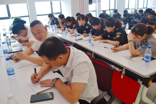 长沙红光保安服务有限公司,长沙安保服务,长沙安全服务,长沙非武装押运,劳务派遣服务